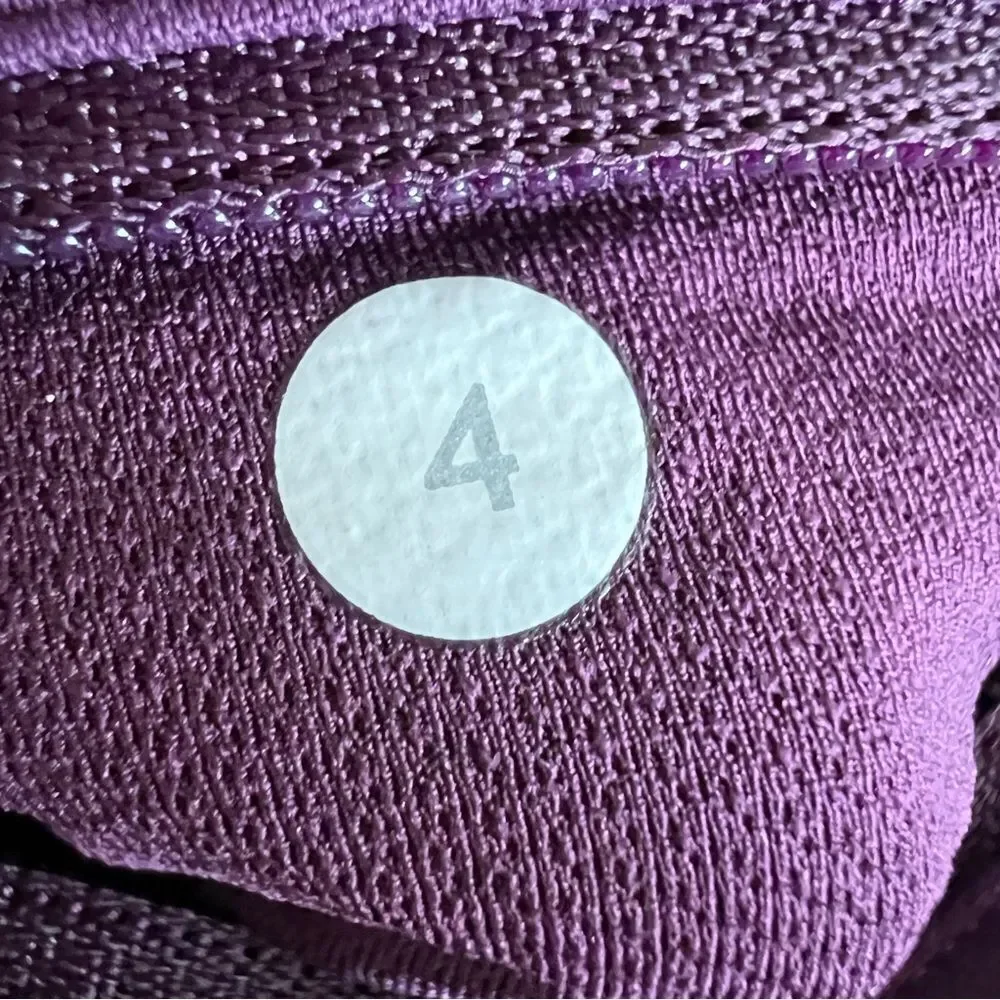 Lululemon leggings purple women’s size 4 pockets drawstring